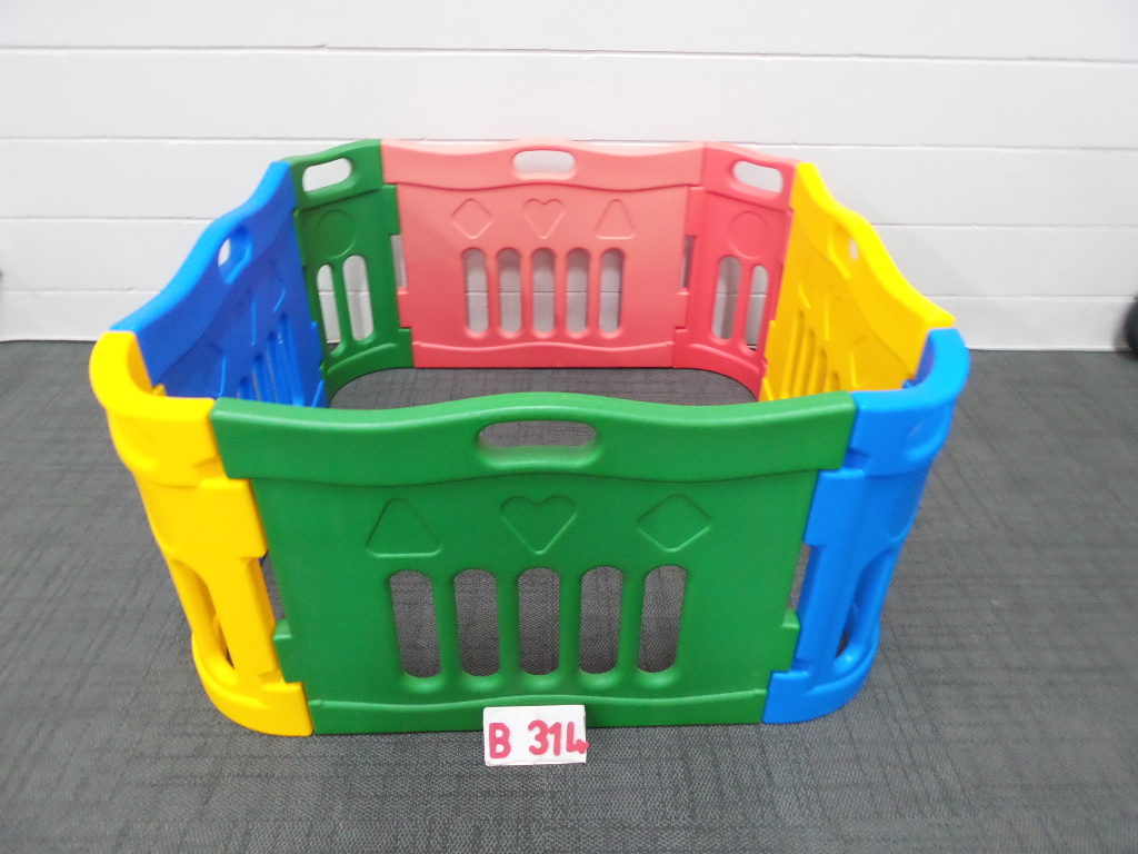  Playpen