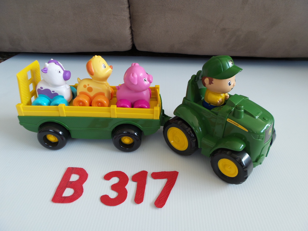 John Deere Animal Sounds Wagon Ride