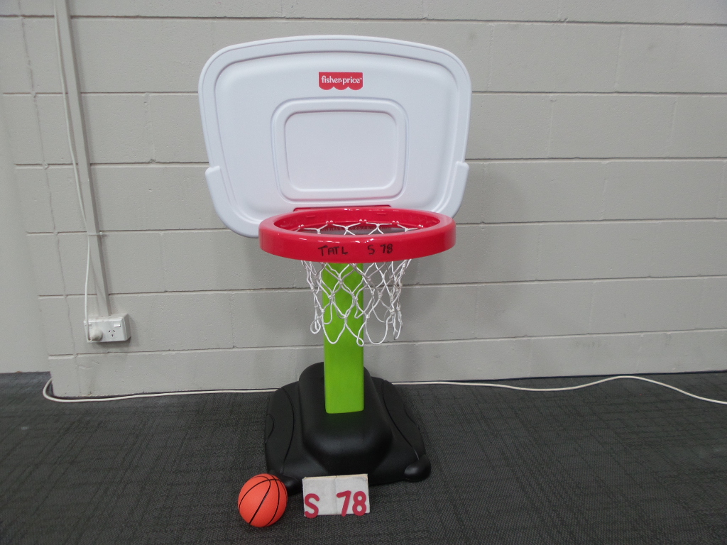 F-P Hoops Basketball Set